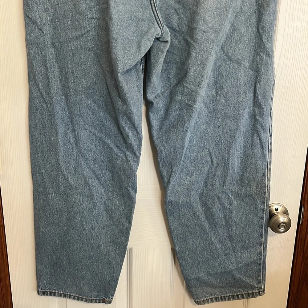 Levi’s Light Wash Distressed 560 Loose Fit Blue Jeans Men’s 38 x 30